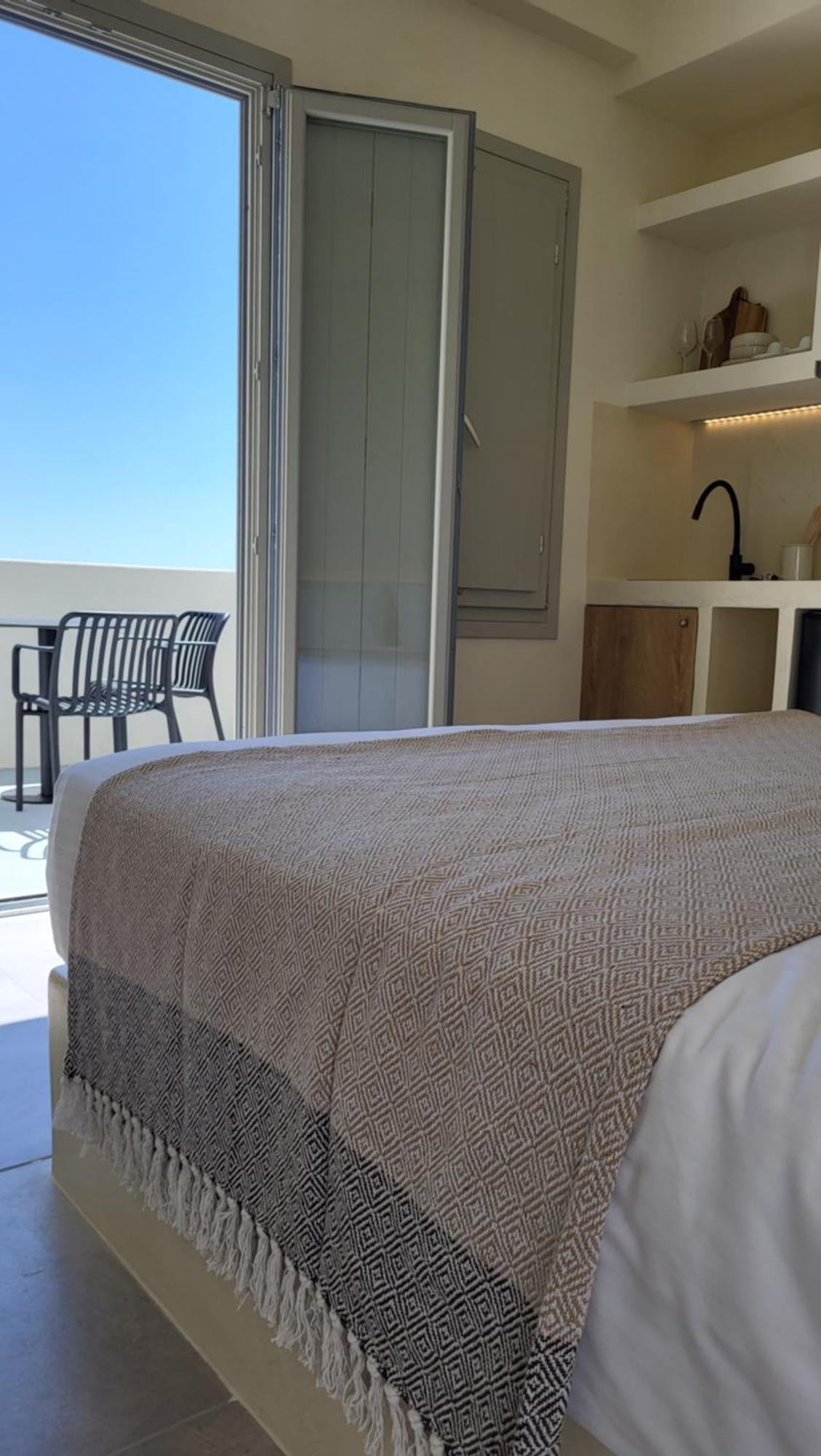 Maeva Suites Santorini Пиргос Экстерьер фото