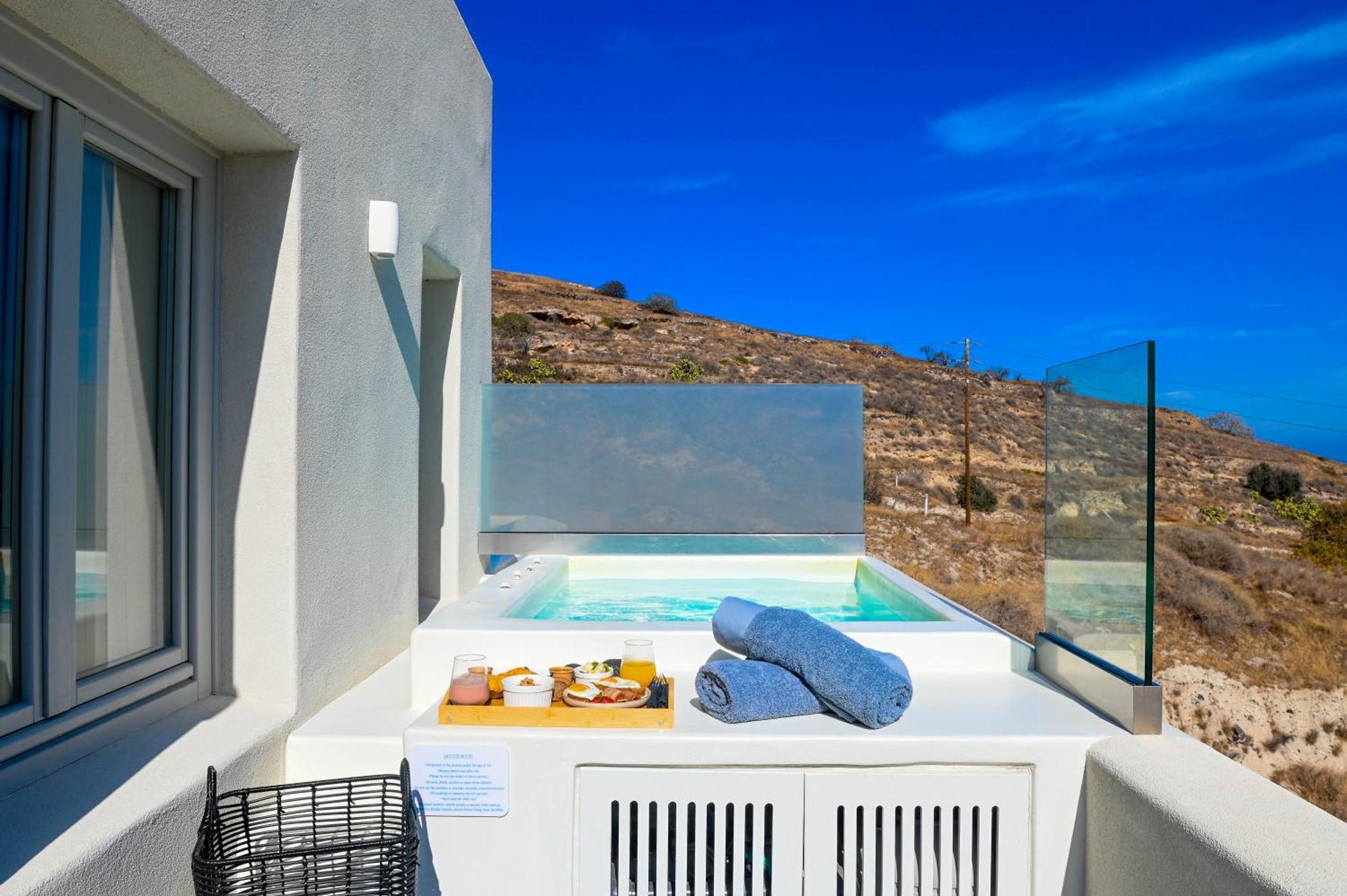 Maeva Suites Santorini Пиргос Экстерьер фото
